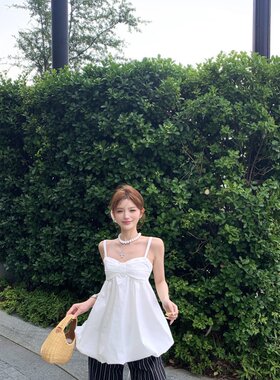 实拍实价 时髦~气质辣妹设计感蕾丝吊带连衣短裙+针织开衫