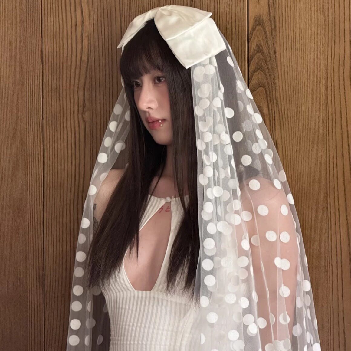 法式蝴蝶结波点头纱大拖尾新娘主婚纱韩系ins氛围感拍照出片头饰