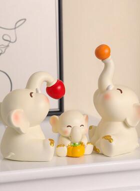 卡通喜庆家居结婚摆件象亲象爱树脂工艺新人结婚客厅桌面布置礼品