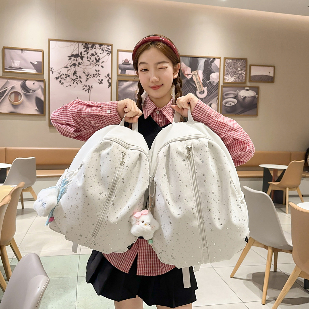 春季新款书包女韩系in甜美星星出游小背包女双肩旅游轻便高颜值森