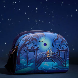 Loungefly迪士尼小姐与流浪汉 正版纪念周边单肩斜挎包女生小方包