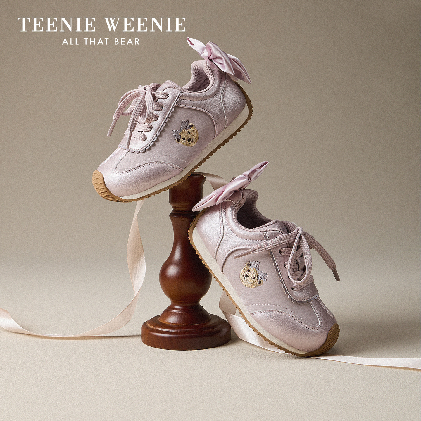 TeenieWeenie小熊童鞋女童运动鞋女孩蝴蝶结公主鞋宝宝休闲软底鞋
