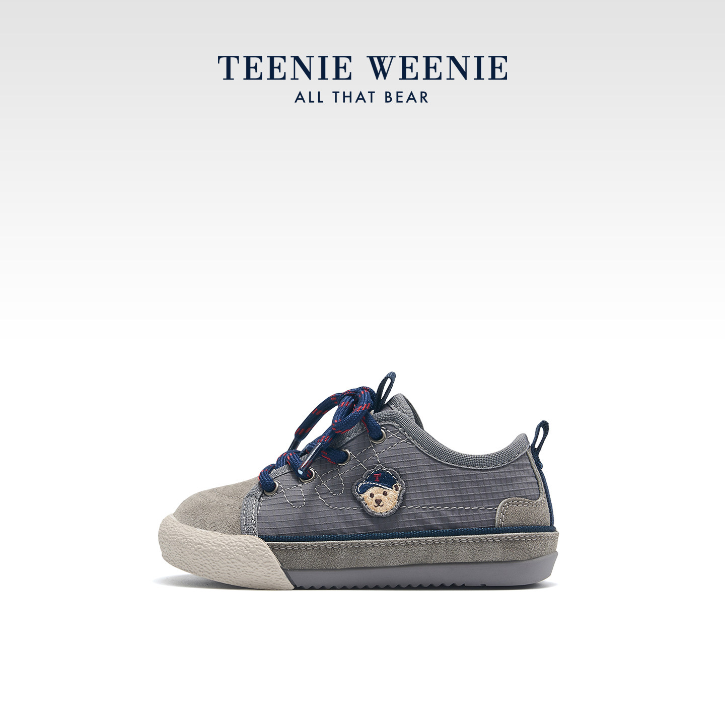 TeenieWeenie童鞋小熊刺绣板鞋图片
