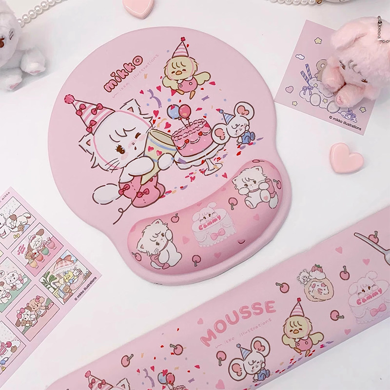可爱卡通粉色鼠标垫护腕女生日