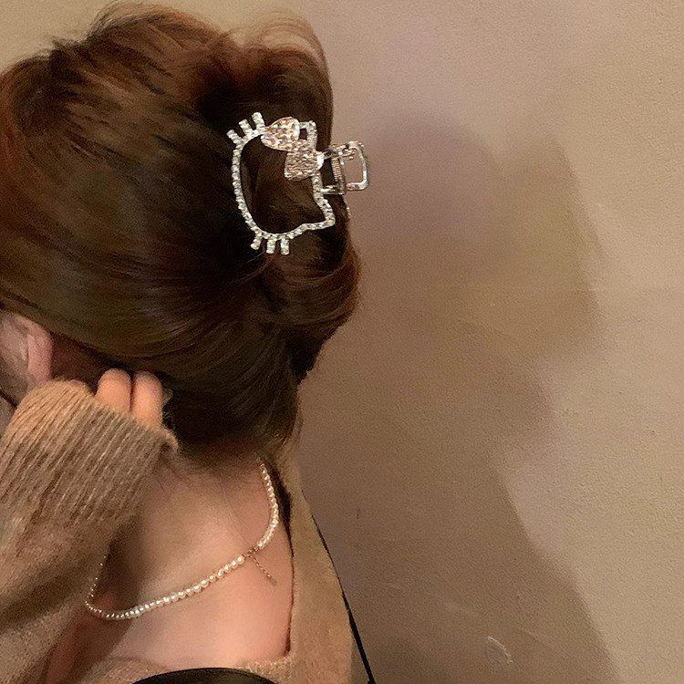 世界zui软萌kt金属抓夹 可抓发量多盘发鲨鱼夹高级感发夹女后脑勺