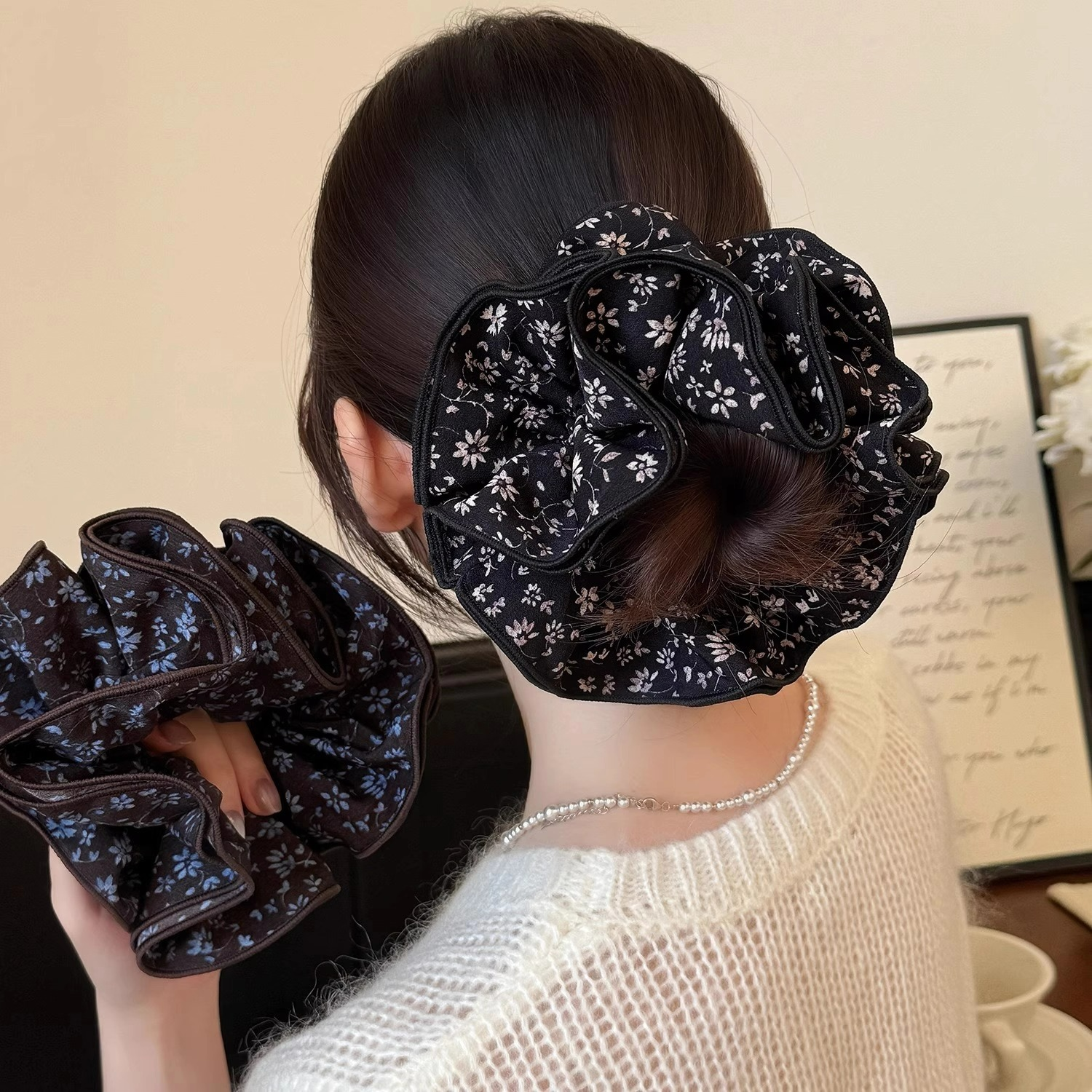 时尚复古咖色蓝碎花四层大肠发圈秋冬高级温柔头绳发绳头花,饰品/流行首饰/时尚饰品新,发饰,淘宝优惠券,粉丝福利购,淘宝优惠卷