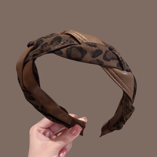 秋冬皮质豹纹发箍女款高级感洋气时尚高颅顶头箍日常外戴洗脸发卡