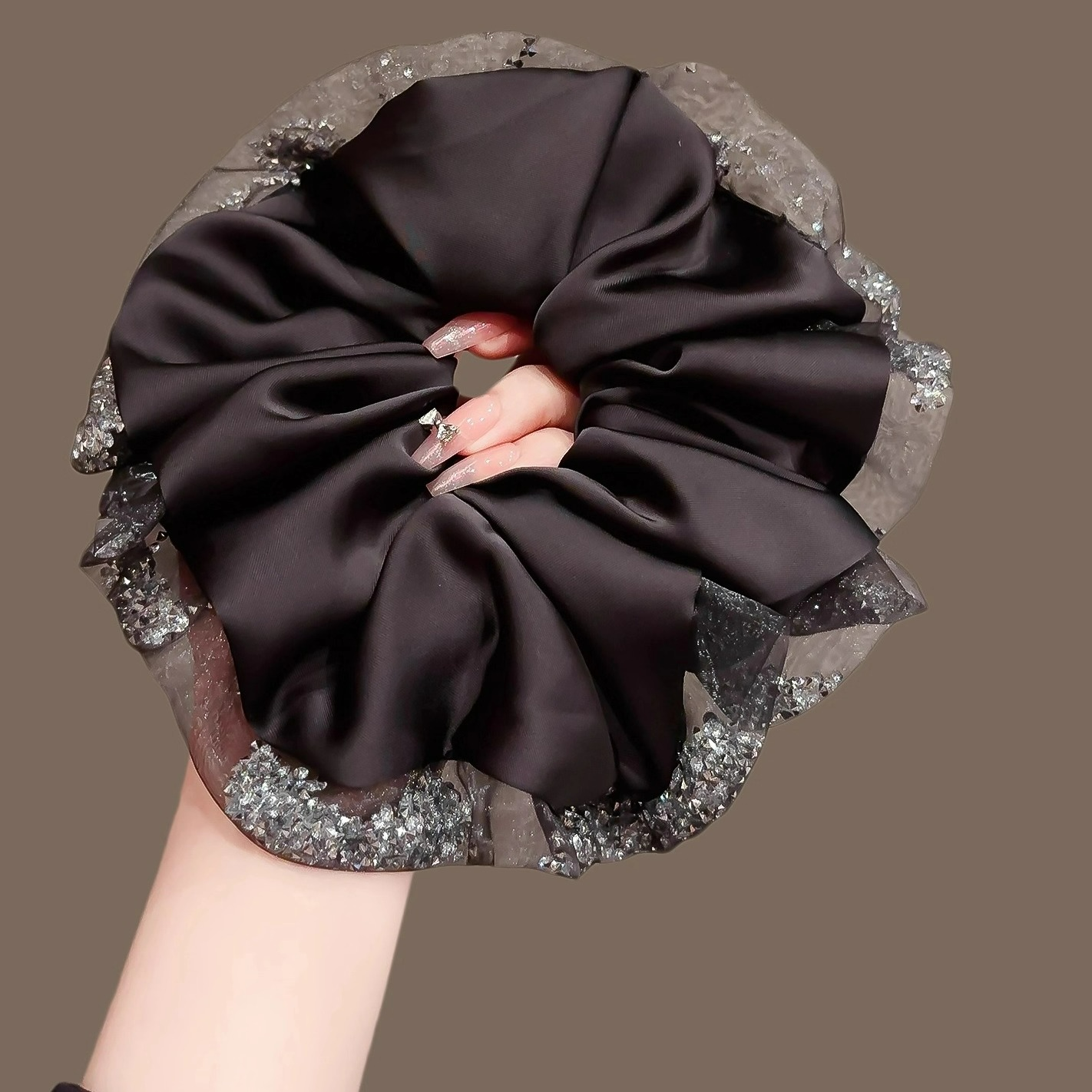 高级感水钻纱边缎面肥肠圈2025新款气质扎发头绳大号皮筋头花发圈