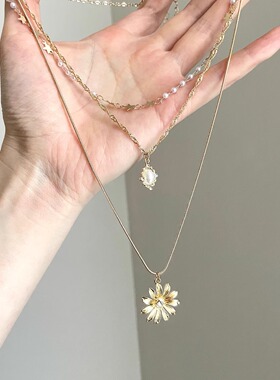 Vintage古着 Flower on the star项链