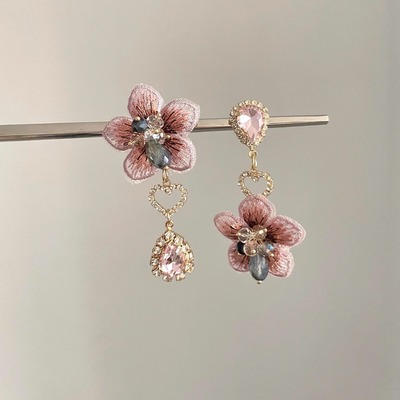 Vintage古着 Bohemian red rose rhinestone耳饰