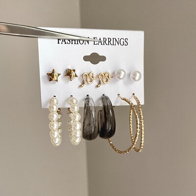 Vintage古着 Dark Wind Pearl Court耳饰