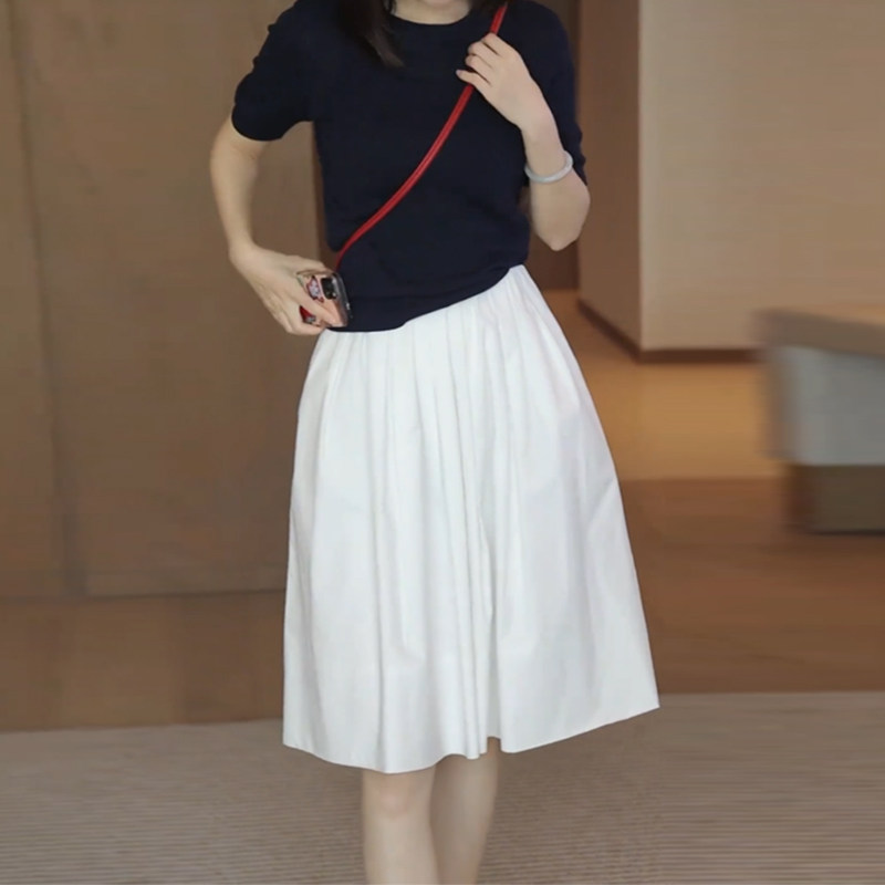 白色半身裙女春秋2026年新款高端高腰显瘦小个子小白裙初恋a字裙