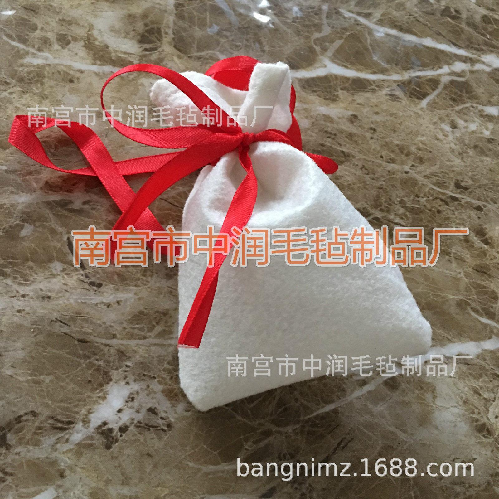 圣诞礼品束口袋圣诞日历倒计时挂袋毛毡套装圣诞树装饰小挂饰布袋
