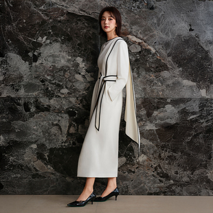 袁泉商场同款珂奈禾蔻 围裹飘带连衣裙白26春季新款高级XF06115V1