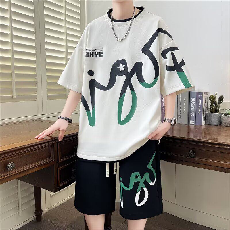 休闲套装男生短袖夏季2025新款青少年男装帅气潮流学生T恤两件套