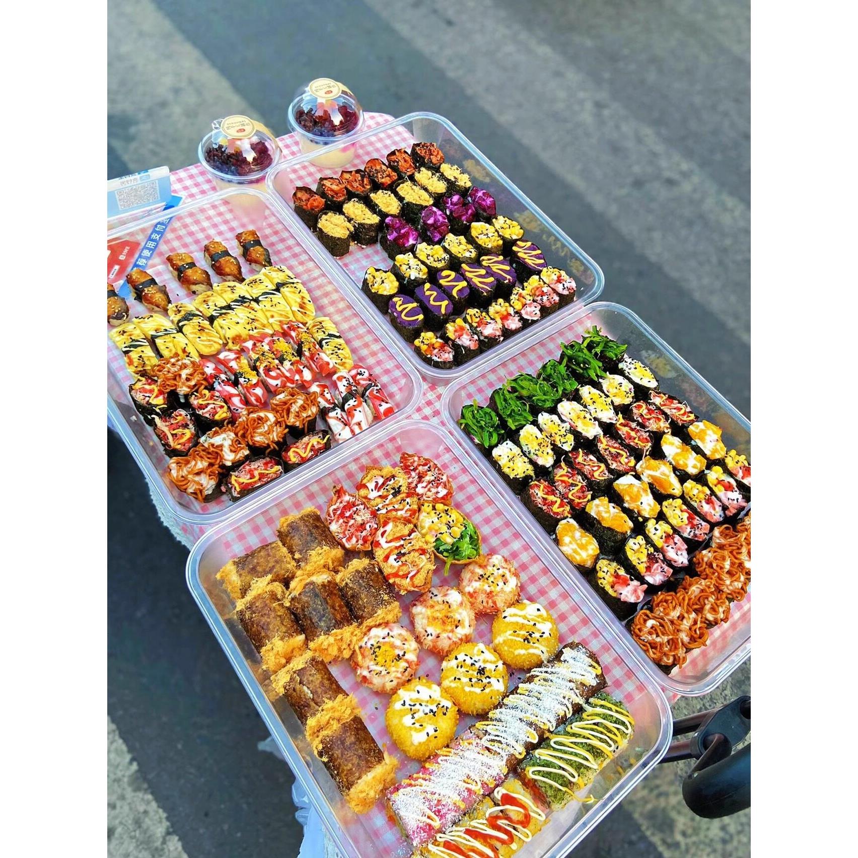 带盖寿司展示盘摆摊托盘透明长方形展示盒子商用熟食甜品烘焙盘子