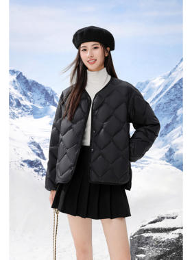90绒子轻薄款羽绒服百搭