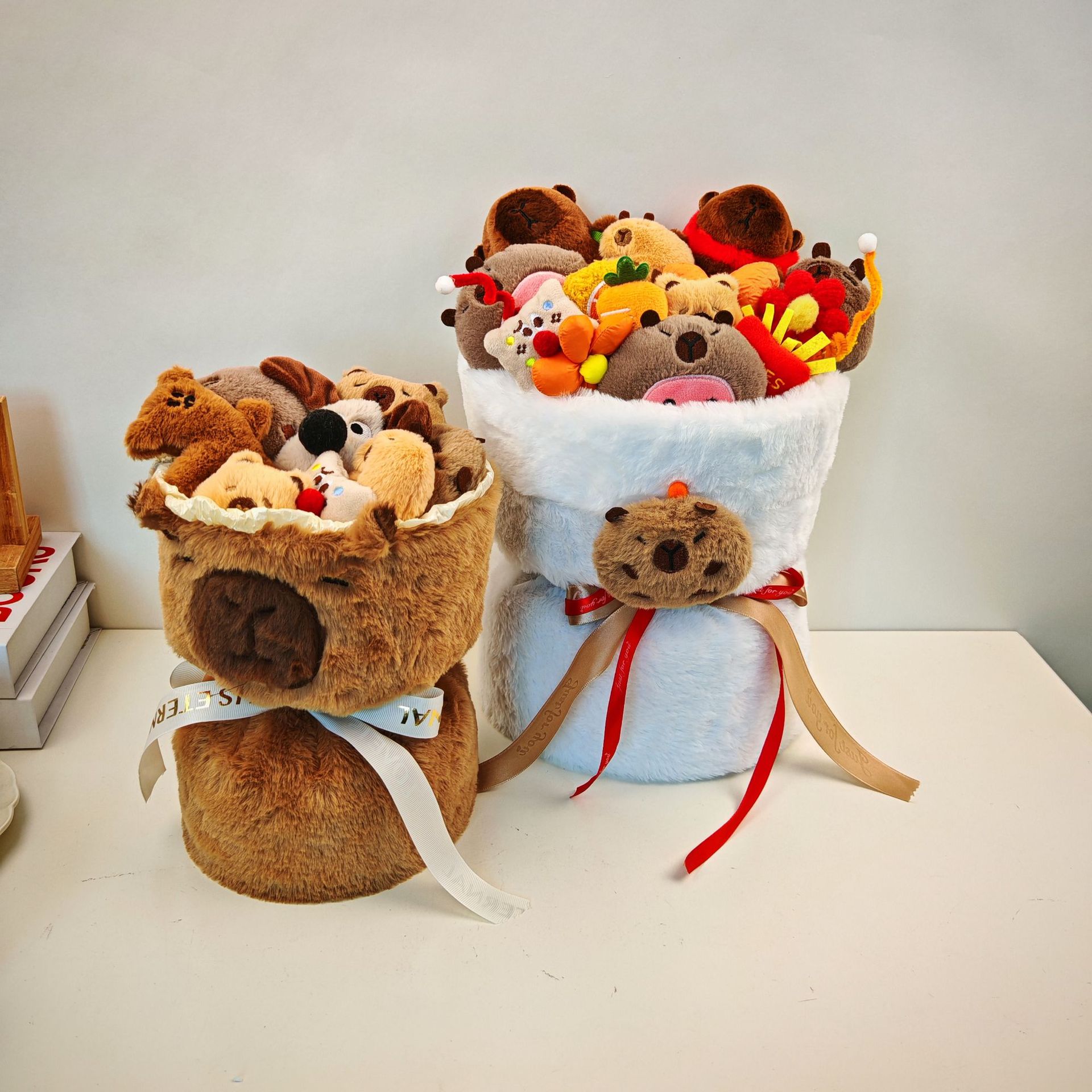 大号卡皮巴拉毛绒卡通玩偶花束生日送女生闺蜜520情人节创意花束