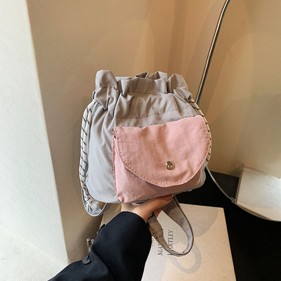 小众设计拼色单肩包同款网红抽绳斜挎包休闲尼龙小包包