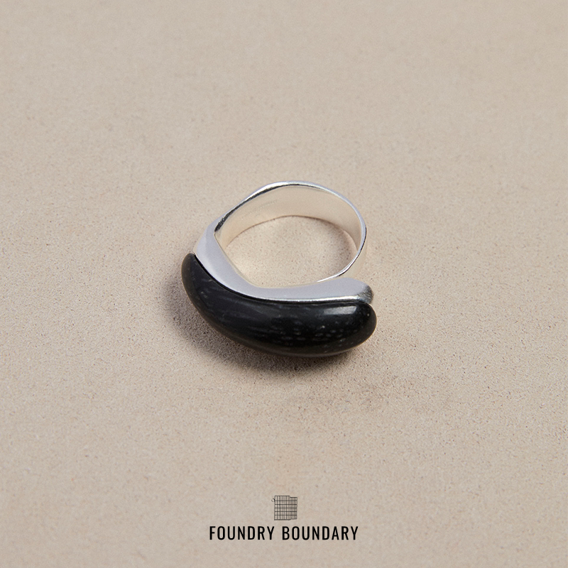 FOUNDRYBOUNDARY月牙切果戒指