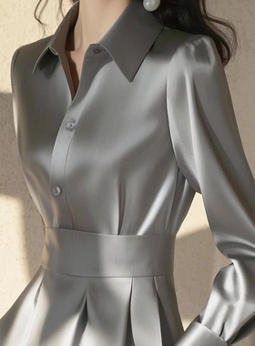 春季流行漂亮小衫轻奢减龄洋气高级感水光醋酸缎面灰色掐腰衬衫女