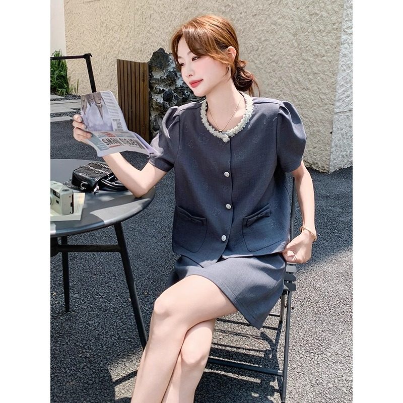 泡泡袖小香风短外套上衣A字短裙