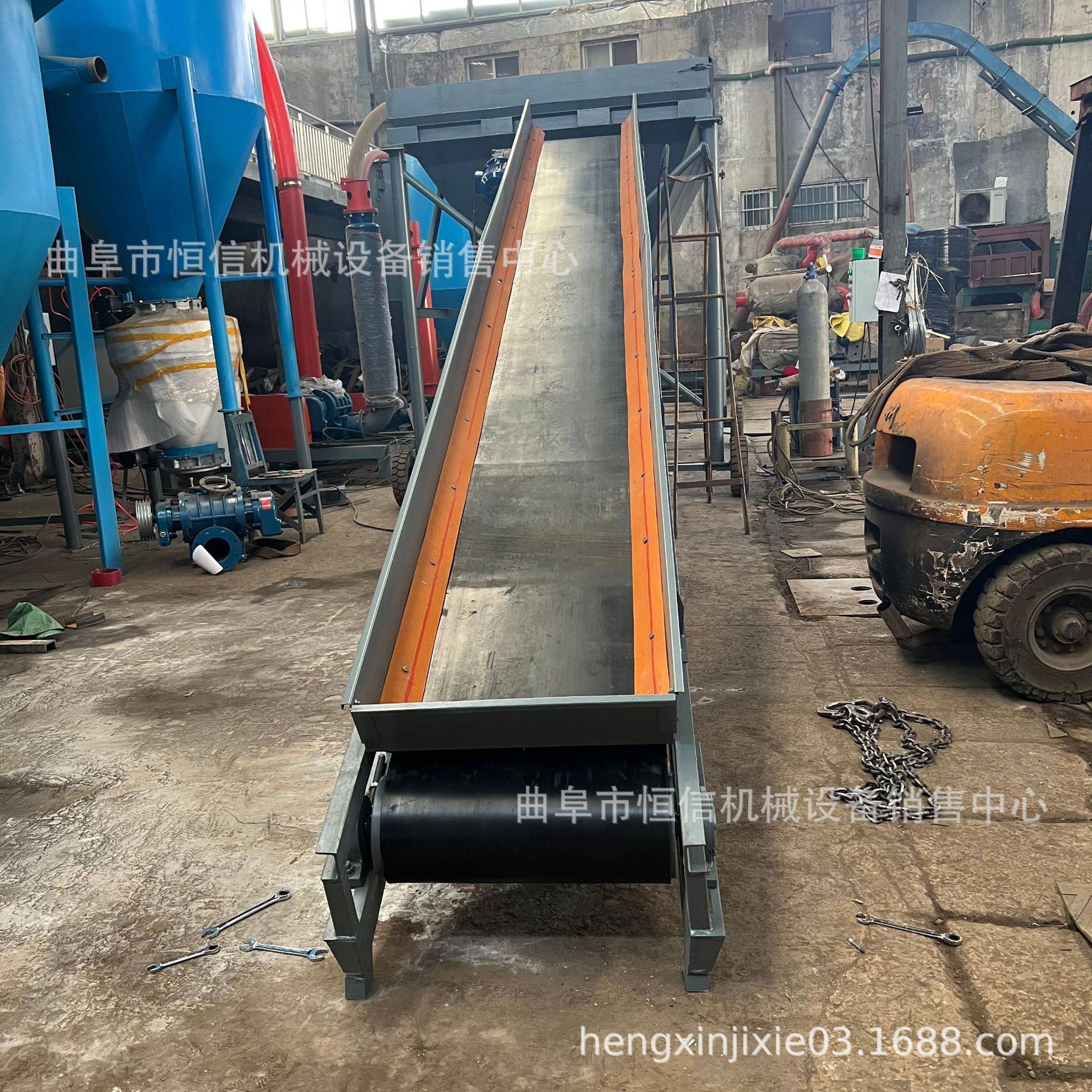含水木浆大倾角皮带输送机zcjb 塑料颗粒裙边格挡皮带输送机,搬运/仓储/物流设备,其他起重搬运设备,淘宝优惠券,粉丝福利购,淘宝优惠卷