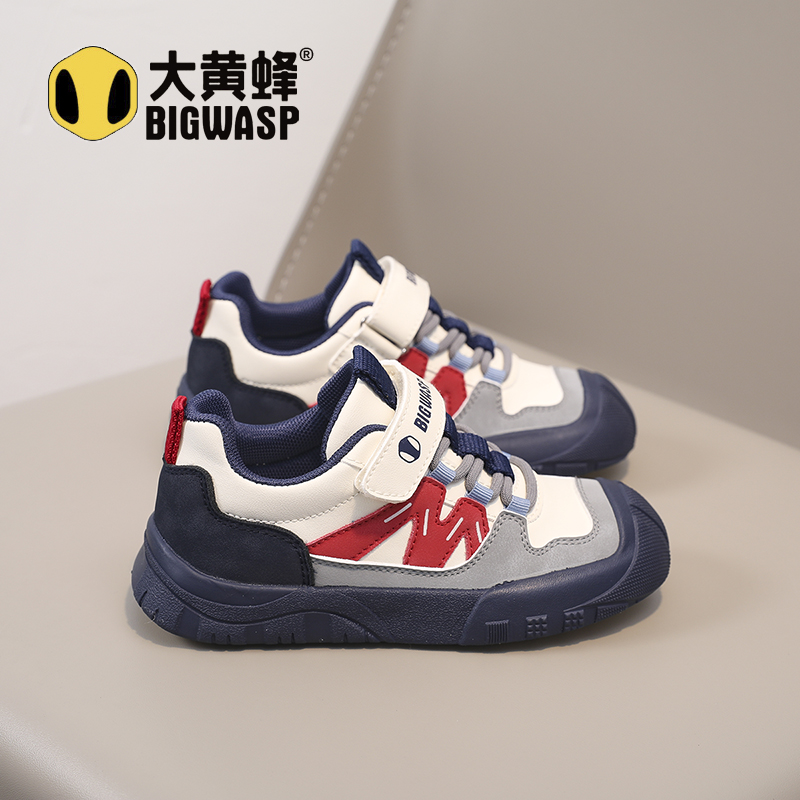 大黄蜂秋季儿童防滑耐磨运动鞋潮