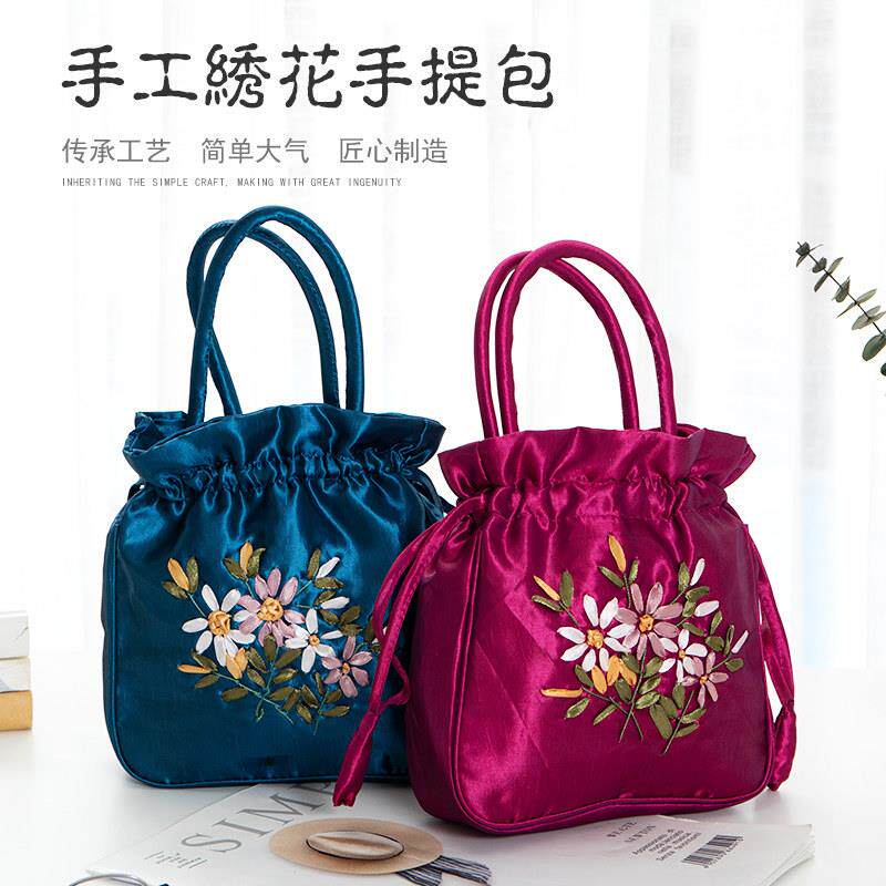 手工绣花妈妈零钱手机包