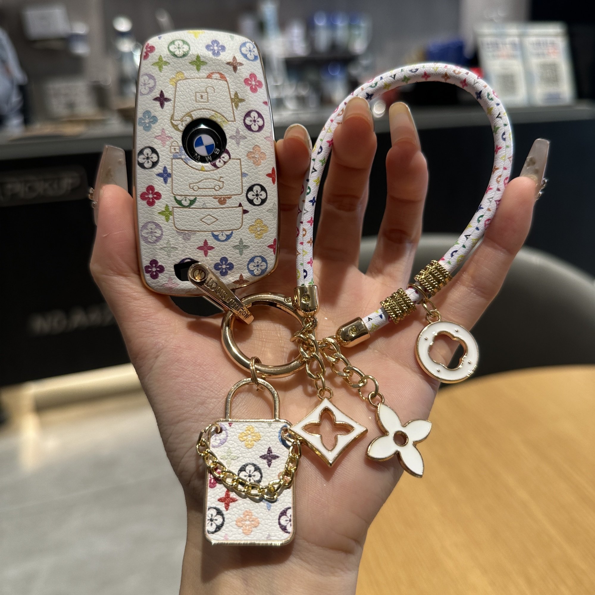 宝马车钥匙套新5系3系X5L/iX3/X1系X6三五X7系325li包530LI扣壳女,汽车用品/电子/清洗/改装,车用钥匙包,淘宝优惠券,粉丝福利购,淘宝优惠卷