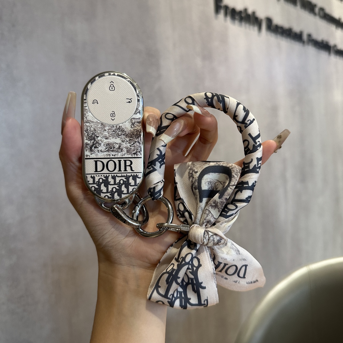 适用华为AITO问界车钥匙套新M7/M5/M9M8卡片套塞力斯壳国潮专用