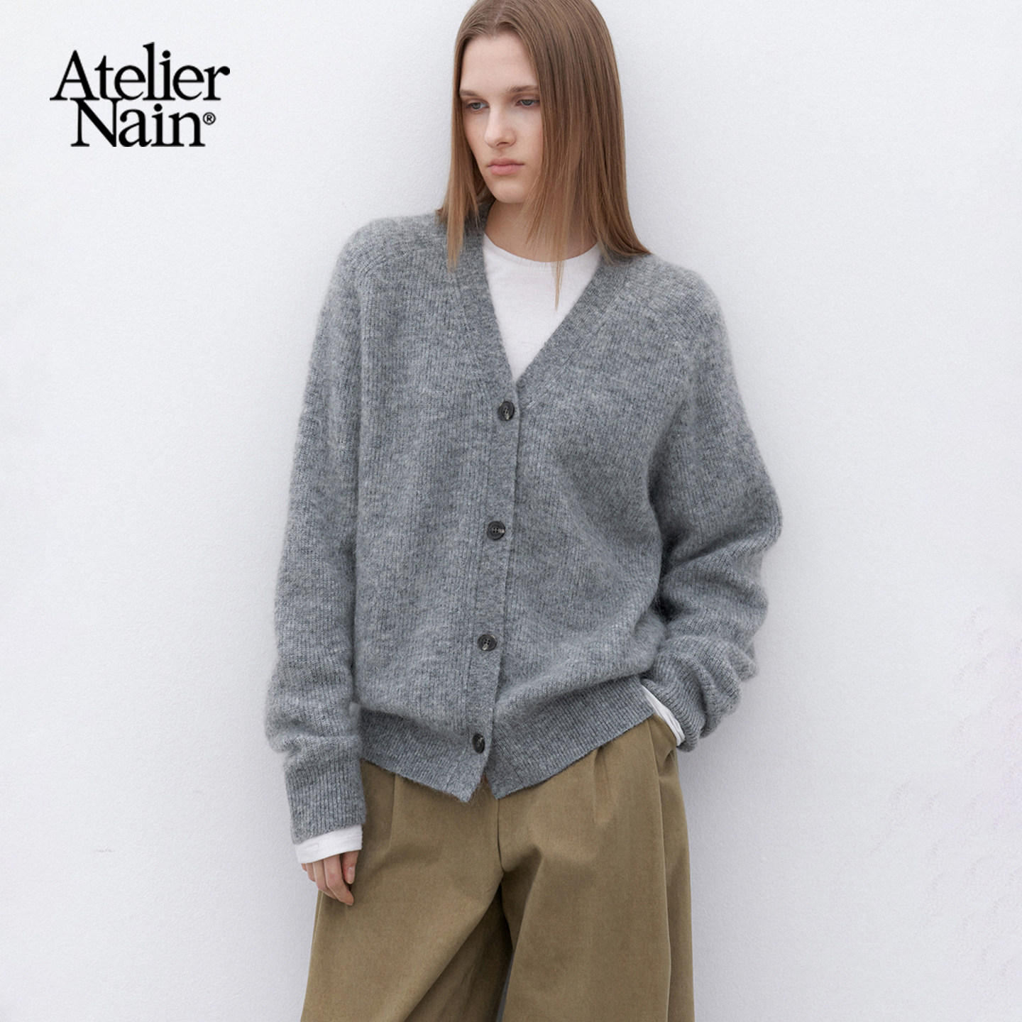 Atelier Nain2025年冬季新款针织开衫韩版V领纽扣慵懒风灰色毛衣