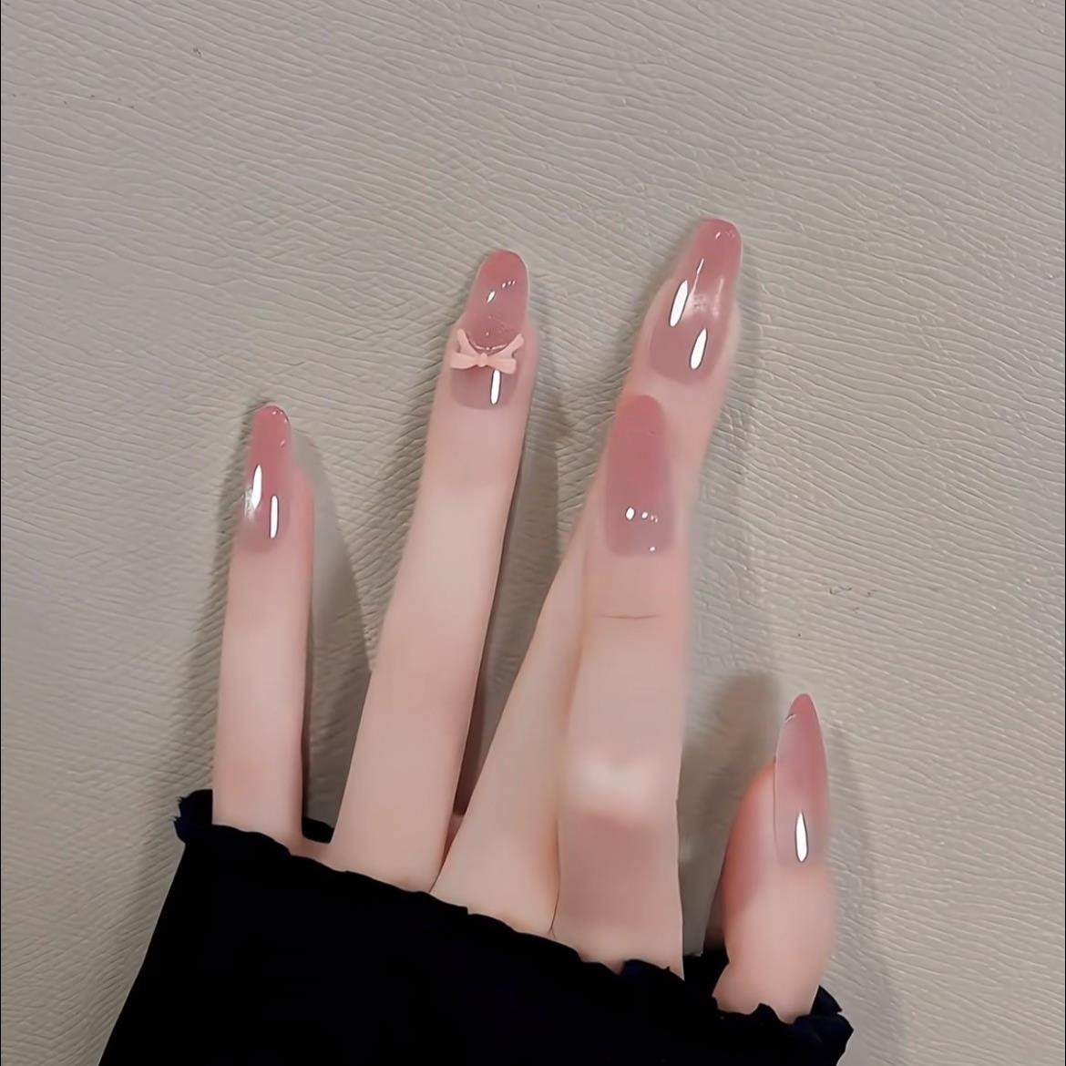 【芭蕾女孩】纯手工穿戴甲温柔裸粉色蝴蝶结渐变猫眼显白美甲可拆