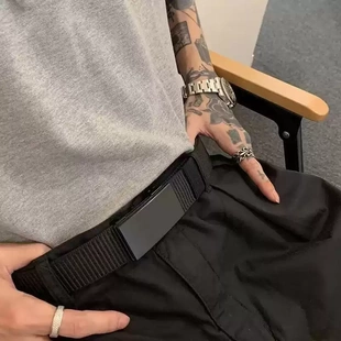腰带男设计感小众无孔休闲自动扣百搭潮牛仔裤平滑扣裤带年轻军训