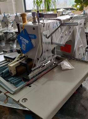 厂家ZY-1433P33针平床双链式带抽褶缝纫机普通带拖轮多针机