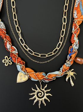 Vintage古着Orange silk scarf metal necklace项链