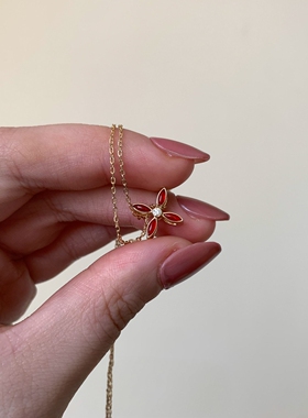 红色四叶花吊坠项链轻奢简约气质