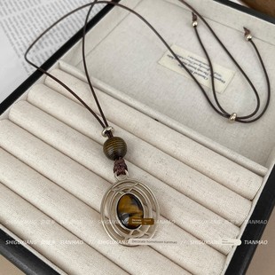 毛衣链 高级感轻奢小众配饰长款 秋冬复古仿虎眼石项链女款 2025新款