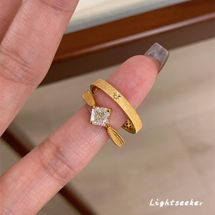 中古金色拉丝小方糖超闪星芒戒指轻奢高级感气质复古叠戴食指戒女