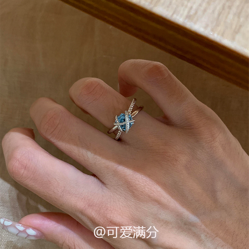 清冷感蓝色仿钻交叉缠绕戒指轻奢