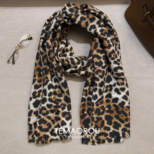 外贸大豹纹 复古港风卡其色豹纹围巾女亲肤保暖秋冬辣妹羊绒围巾