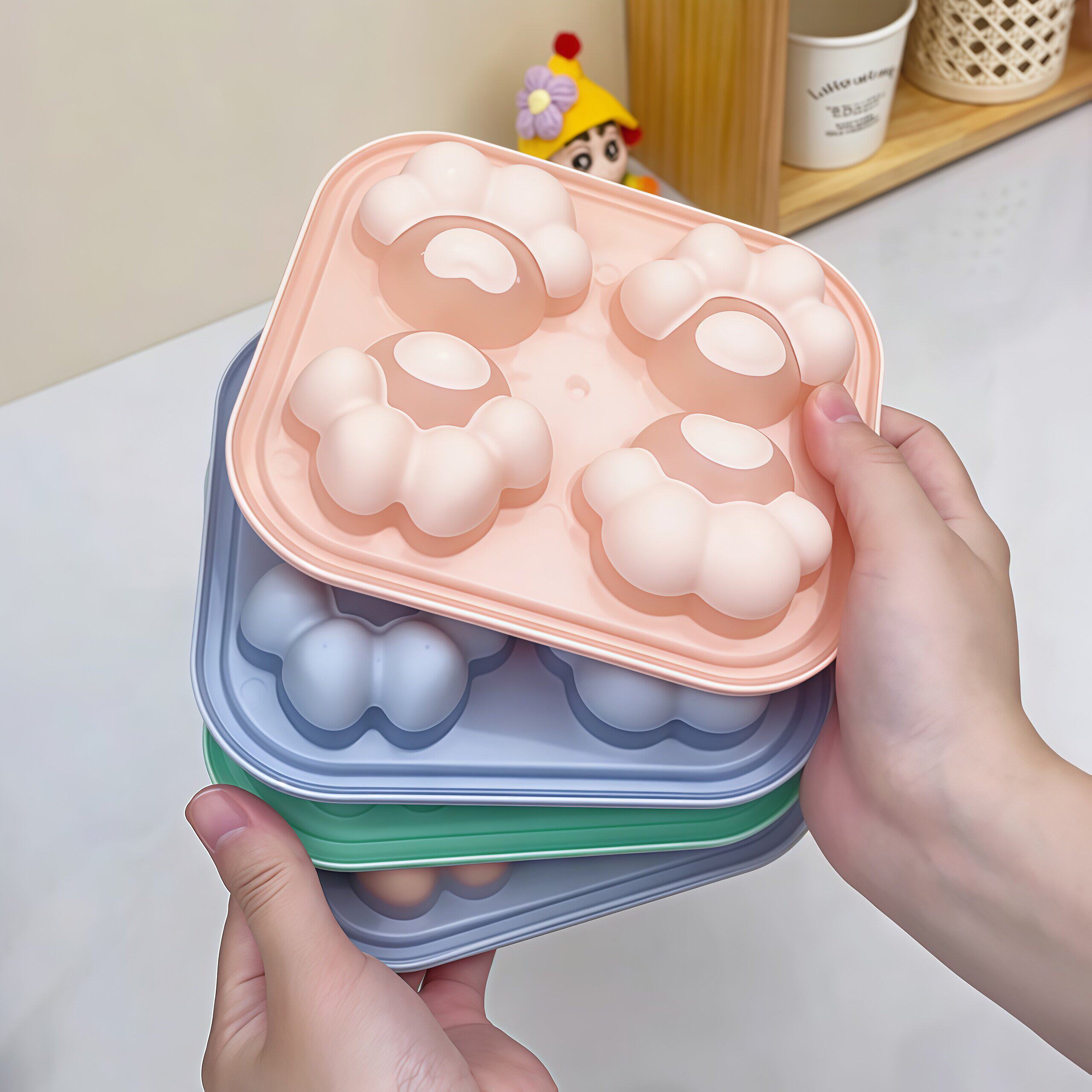 软萌猫爪冰格模具夏季家用冰箱冻冰块神器食品级硅胶制冰盒易脱模