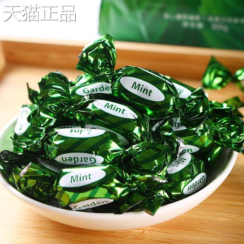 花园薄荷味卡伦对待硬糖300克草莓三明治糖果红色包装椰子婚礼糖