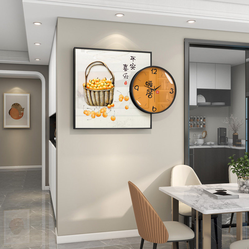 餐厅钟表挂钟客厅2023新款现代简约大气挂表创意钟时钟时间表挂墙