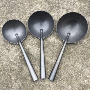 长柄加厚铁瓢圆底水瓢挖水泥工地瓦工灰土勺子碳钢家用养殖饲料瓢