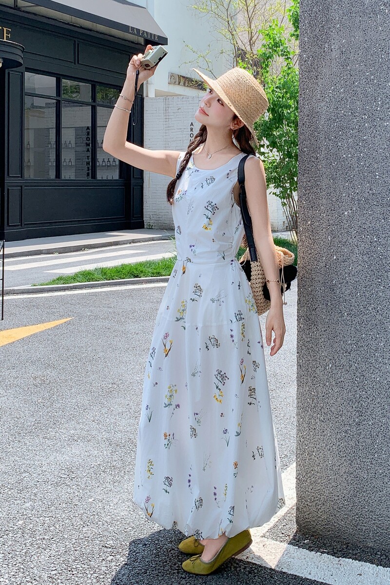 时尚设计感宽松显瘦圆领碎花无袖连衣裙夏季新款百搭减龄休闲长裙,女装连衣裙,2C309