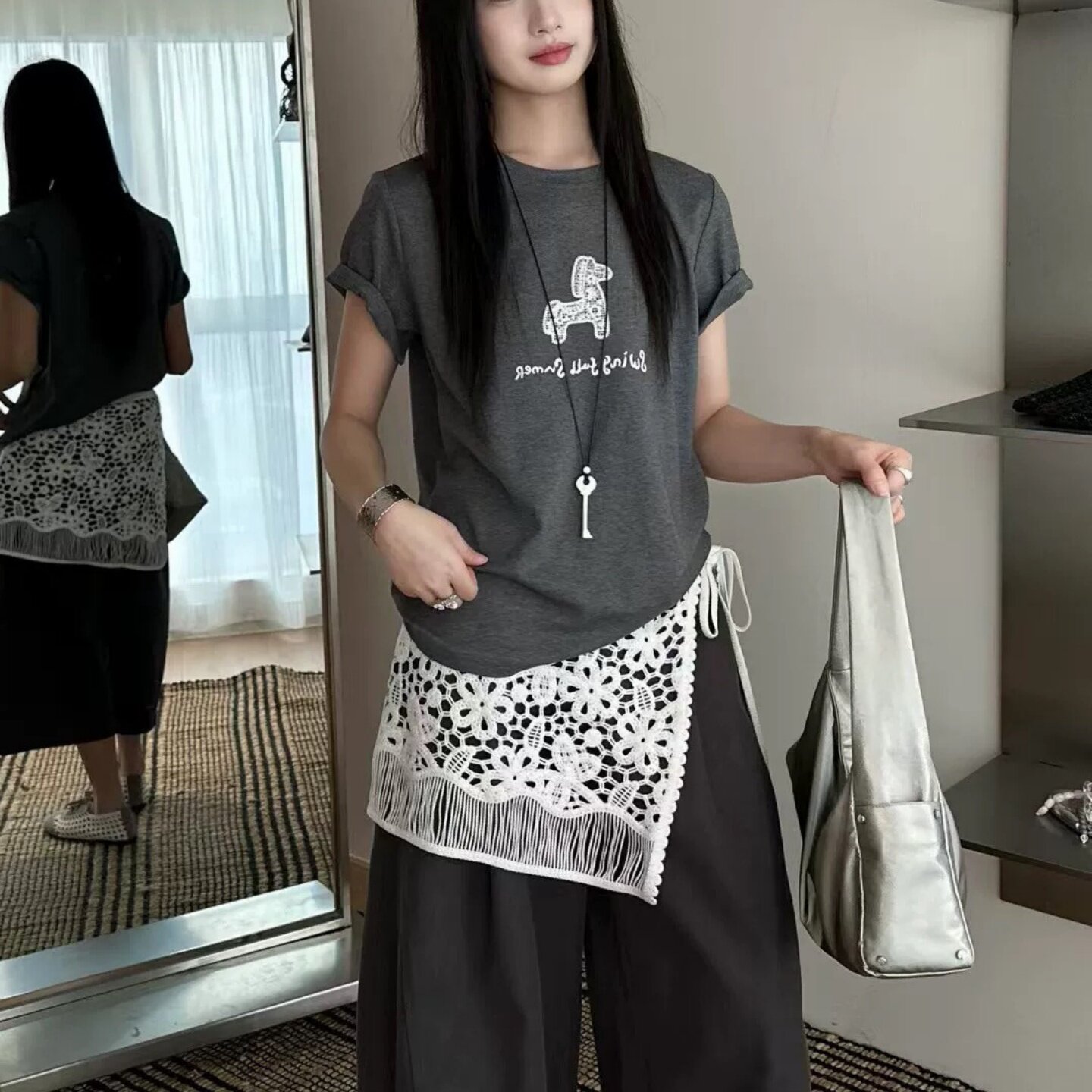 百搭卡通小马刺绣短袖T恤两件套图片