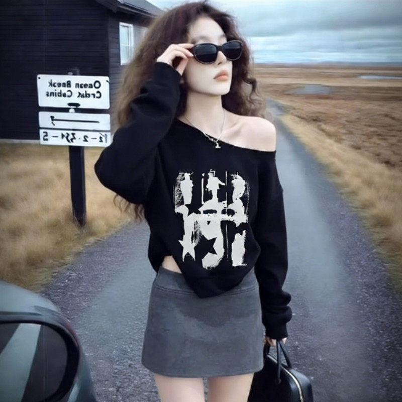 辣妹小心机印花斜肩卫衣女不规则体恤字母纯欲风显瘦露肩长袖上衣,女装/女士精品,大码内搭,淘宝优惠券,粉丝福利购,淘宝优惠卷