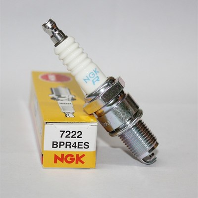 NGK火花塞BPR4ES发电机除雪机耕耘机果岭机田植机插秧机7222