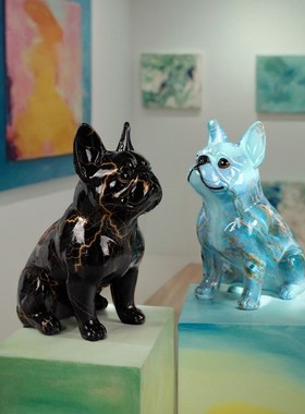 彩色涂鸦坐姿法斗犬宠物狗艺术创意家居办公装饰品树脂工艺品摆件